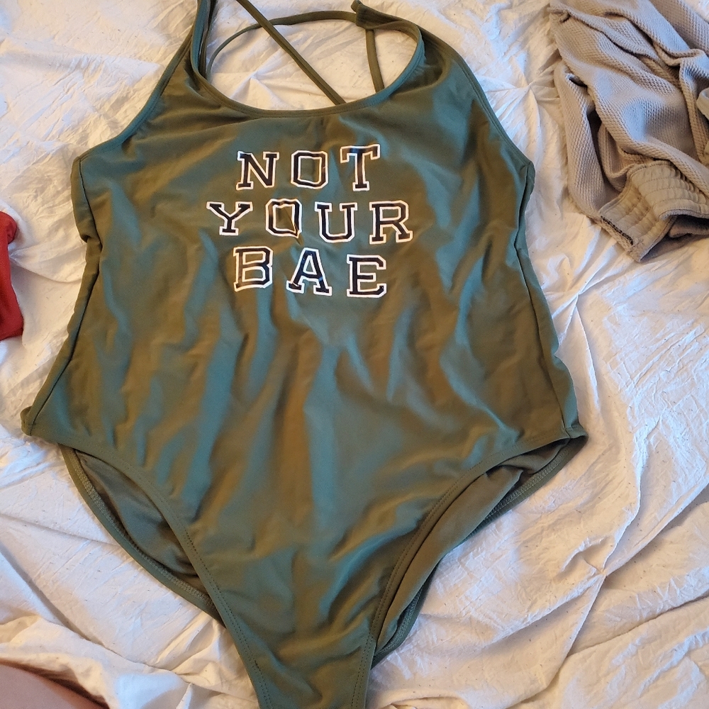 Bathing suit